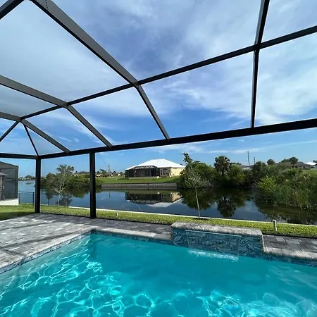 Newly Built Villa Ballerina With Heated Pool And Incredible View Into Beautiful Arrowheadcanal Cape Coral Exterior photo